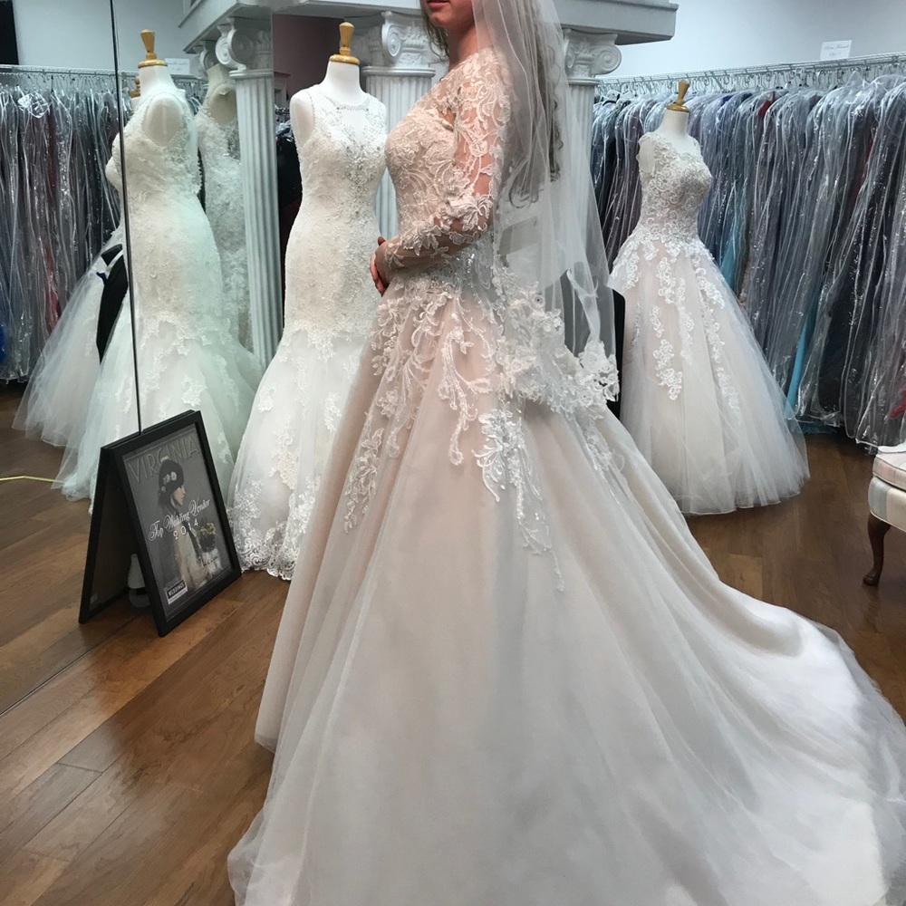 Ivory Wedding Dress